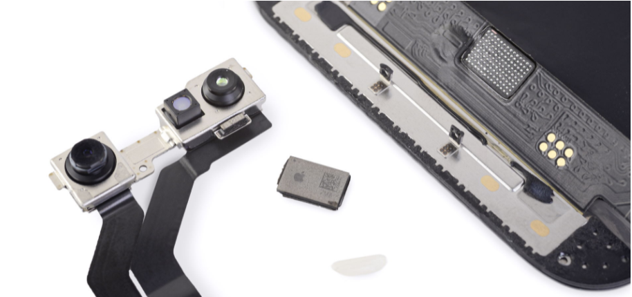 Замена экрана iPhone 13 может сломать Face ID