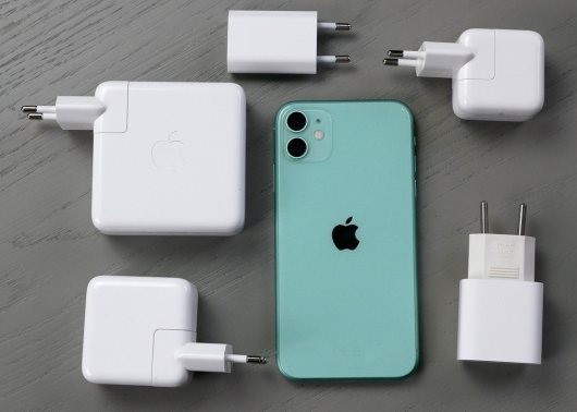 Можно ли заряжать iPhon и iPad зарядкой от MacBook