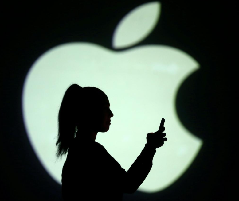 Стала відома дата першої презентації Apple 2022