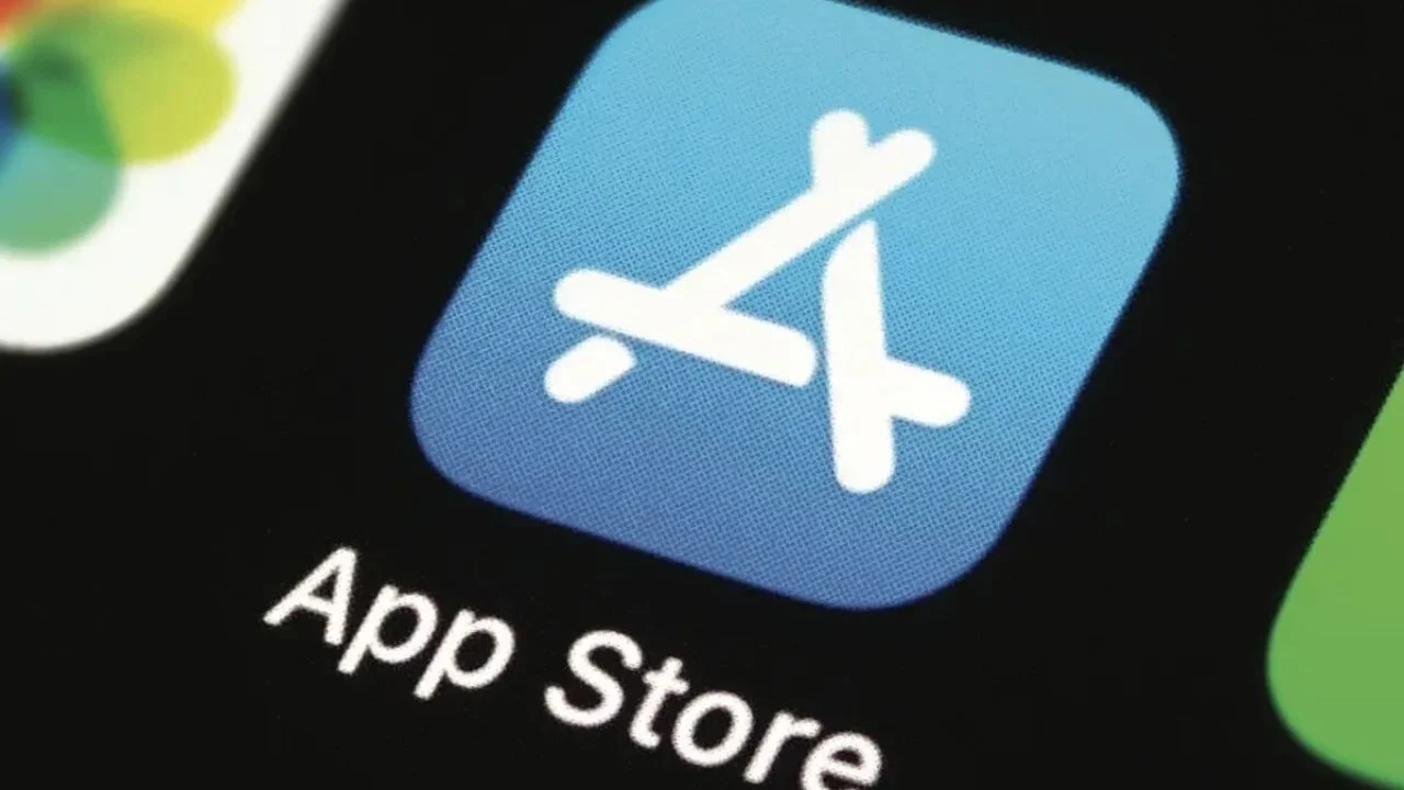 iOS 17: Загрузка Приложений из Сторонних Источников