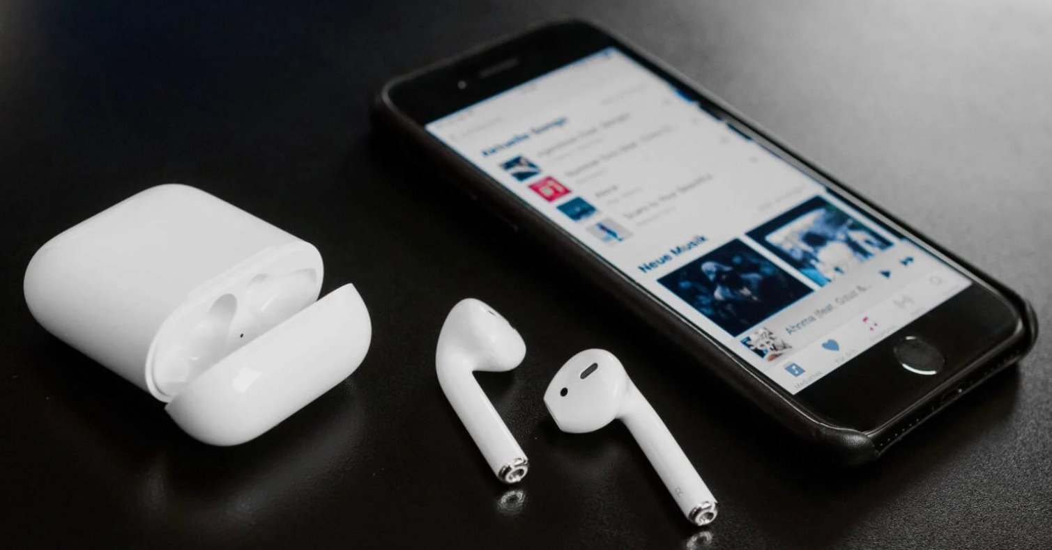 Лучшие AirPods 2025: AirPods, AirPods Pro или AirPods Max?