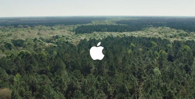 Екологічність Apple: як працюють Trade In, ремонт і перепродаж пристроїв?