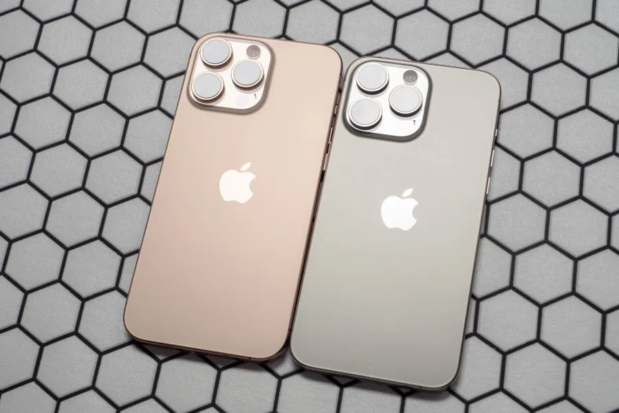 Камеры iPhone 16 Pro Max vs iPhone 15 Pro Max