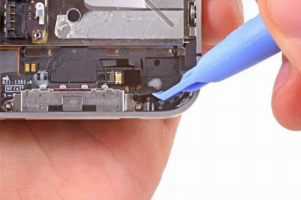 замена микрофона в iPhone 6