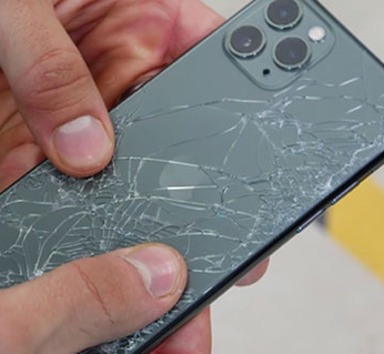 Заміна заднього скла iPhone 11 pro max