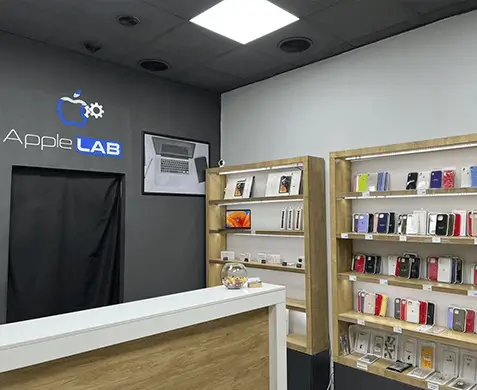 Фото сервісного центру AppLab Олімпійська Київ