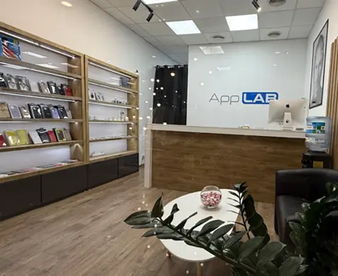 Ремонт Apple у Києві ст. м. Олімпійська